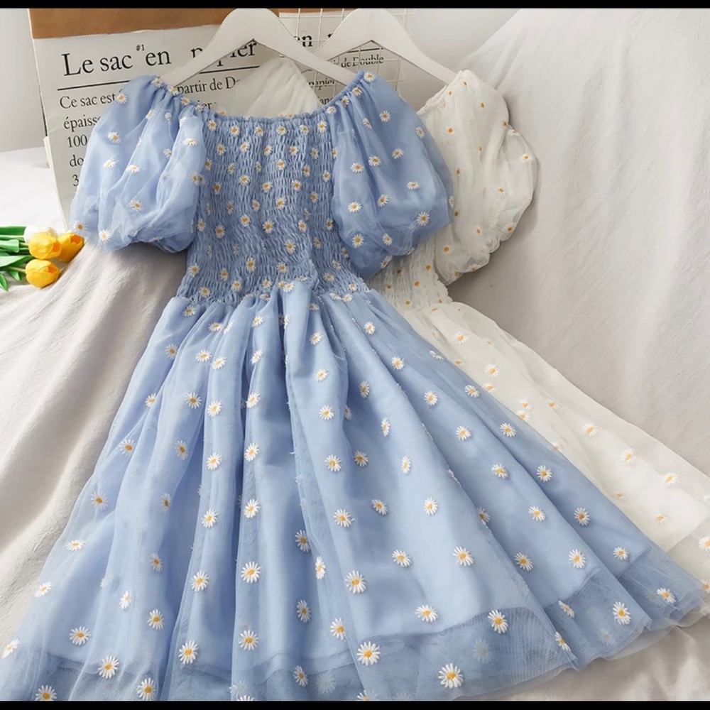 Fril, puffy pattern-print dresses
